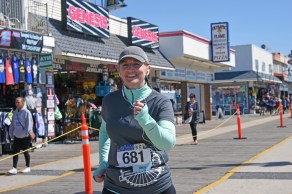 Feeling strong in mile 12, on the Wildwood boardwalk (photo by Chris M. Junior)!